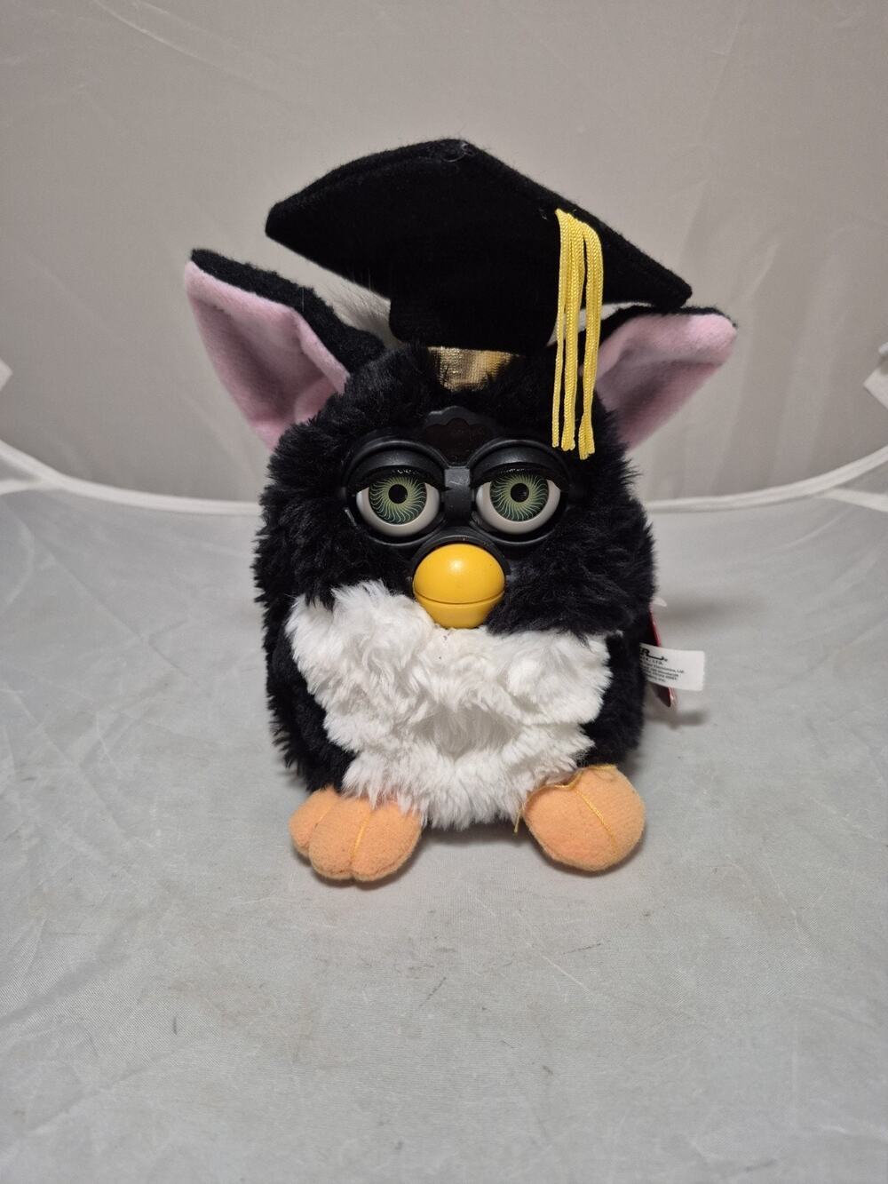 💥 1999 Tiger FURBY Limited Special Edition Graduate/Graduation 70-886, Works B6